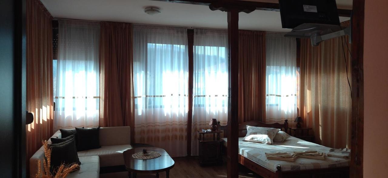 Hotel Ambrozia Kotel Esterno foto